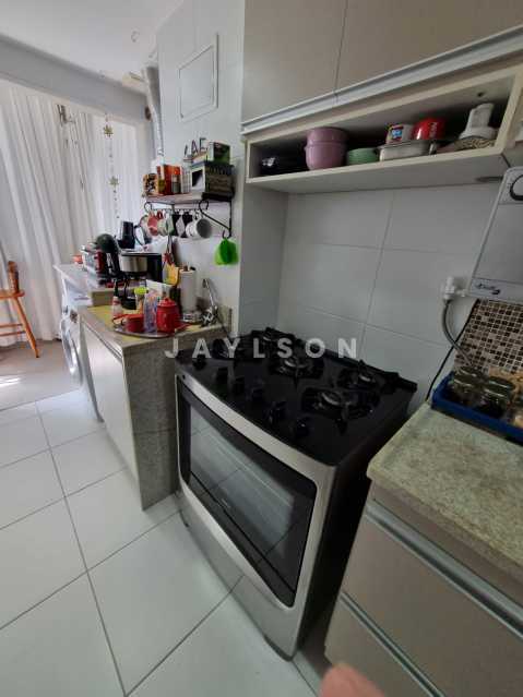 Apartamento à venda com 2 quartos, 62m² - Foto 26