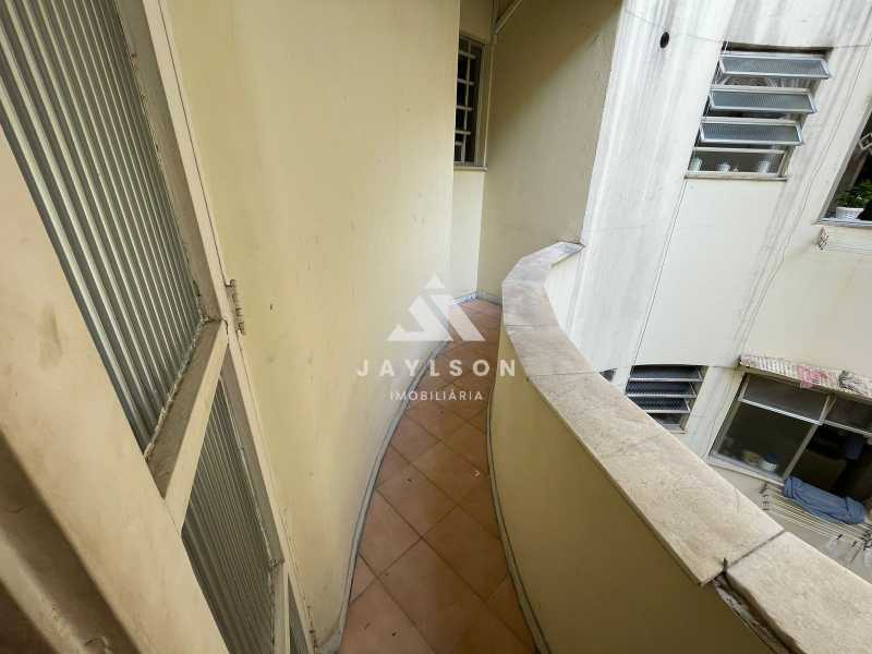 Apartamento à venda com 1 quarto, 35m² - Foto 13