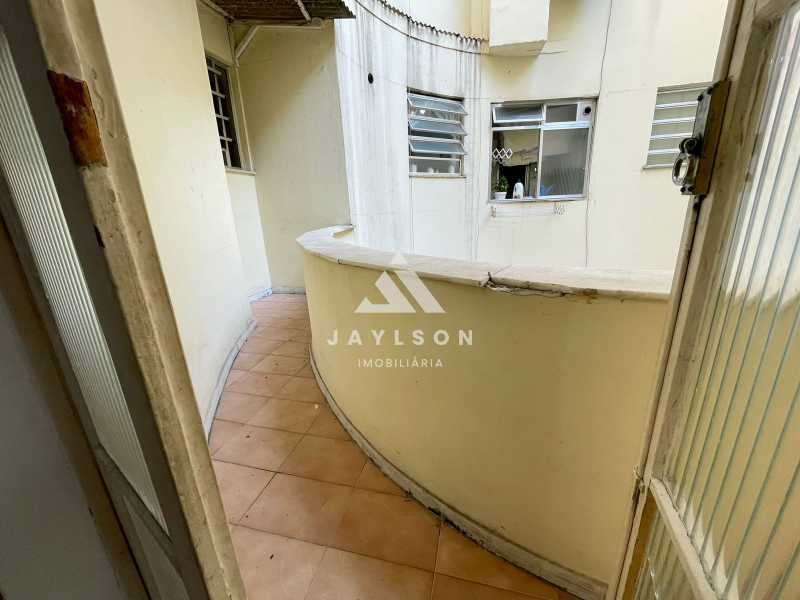 Apartamento à venda com 1 quarto, 35m² - Foto 10