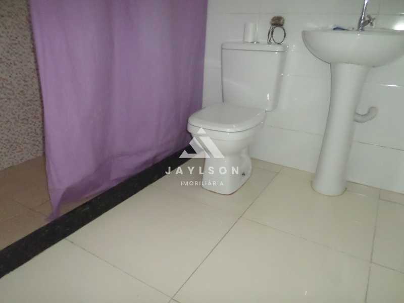 Apartamento à venda com 2 quartos, 70m² - Foto 10