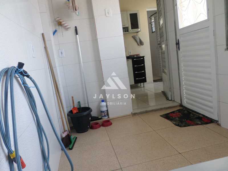 Apartamento à venda com 2 quartos, 70m² - Foto 30