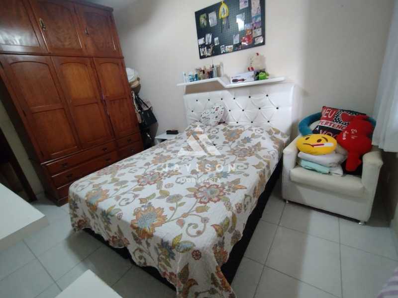 Apartamento à venda com 2 quartos, 65m² - Foto 11