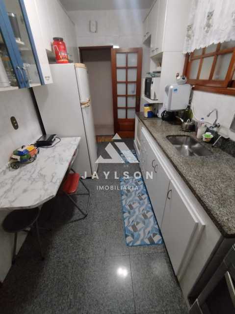 Apartamento à venda com 2 quartos, 65m² - Foto 21