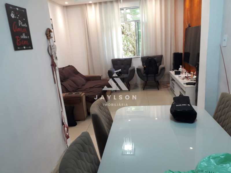 Apartamento à venda com 2 quartos, 46m² - Foto 2