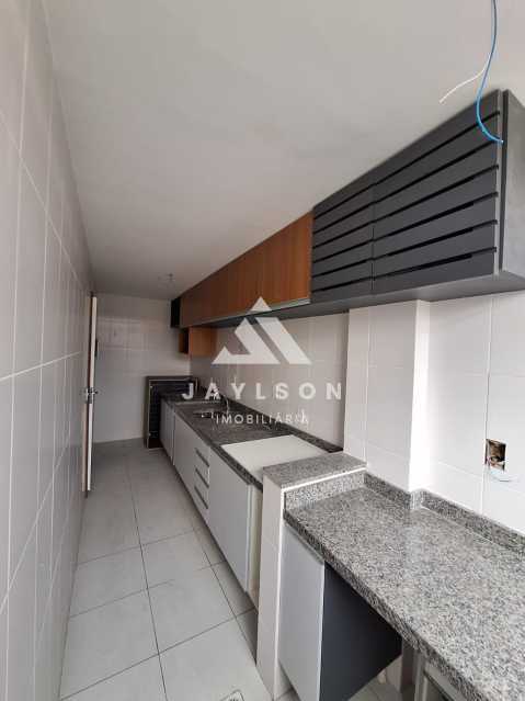 Apartamento à venda com 2 quartos, 64m² - Foto 10