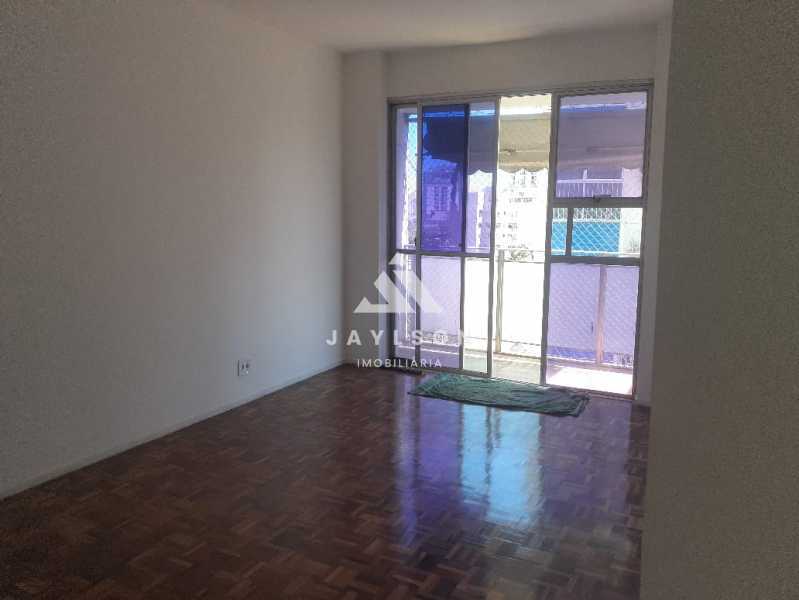 Apartamento à venda com 2 quartos, 72m² - Foto 1