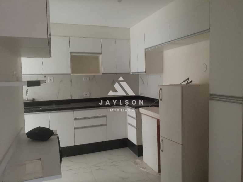 Apartamento à venda com 2 quartos, 72m² - Foto 11