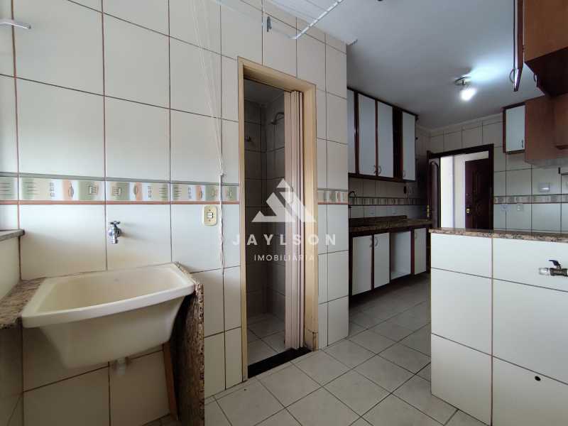 Apartamento à venda com 2 quartos, 72m² - Foto 20