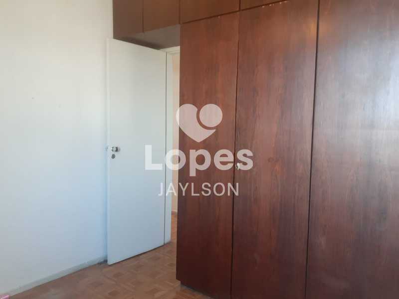 Apartamento à venda com 2 quartos, 65m² - Foto 9