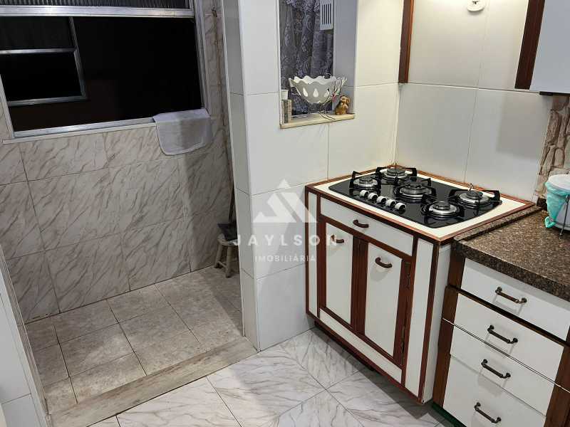 Apartamento à venda com 2 quartos, 56m² - Foto 13