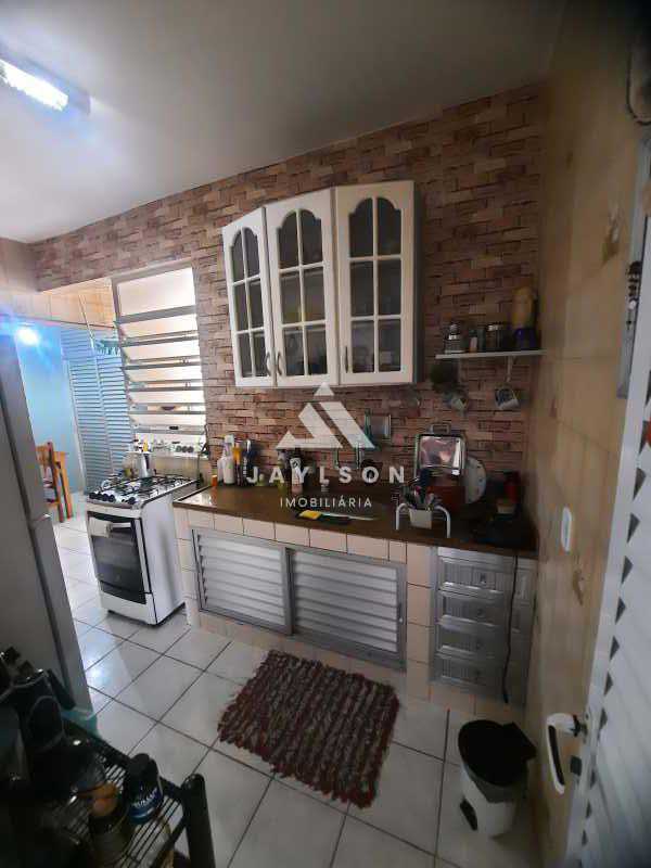 Apartamento à venda com 2 quartos, 70m² - Foto 13