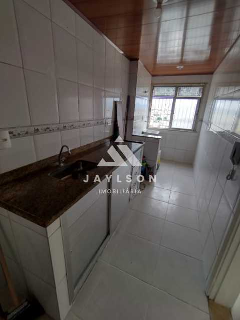 Apartamento à venda e aluguel com 2 quartos, 70m² - Foto 9