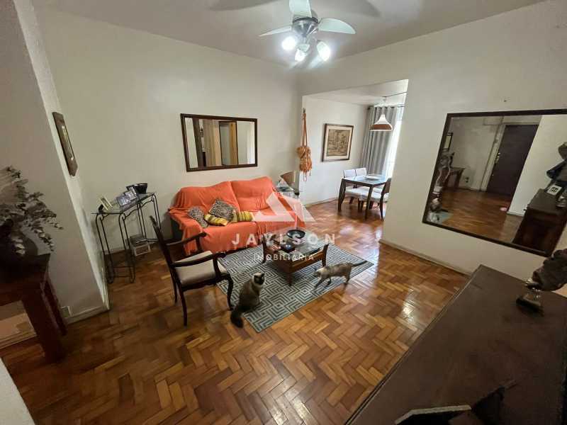 Apartamento à venda com 3 quartos, 93m² - Foto 1