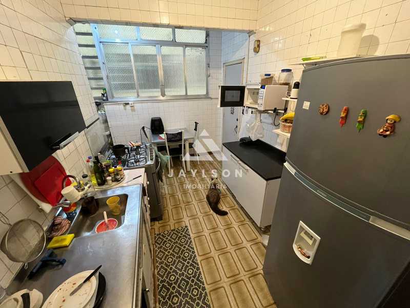 Apartamento à venda com 3 quartos, 93m² - Foto 8