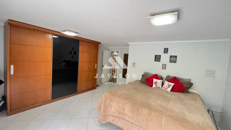 Apartamento à venda com 3 quartos, 200m² - Foto 10