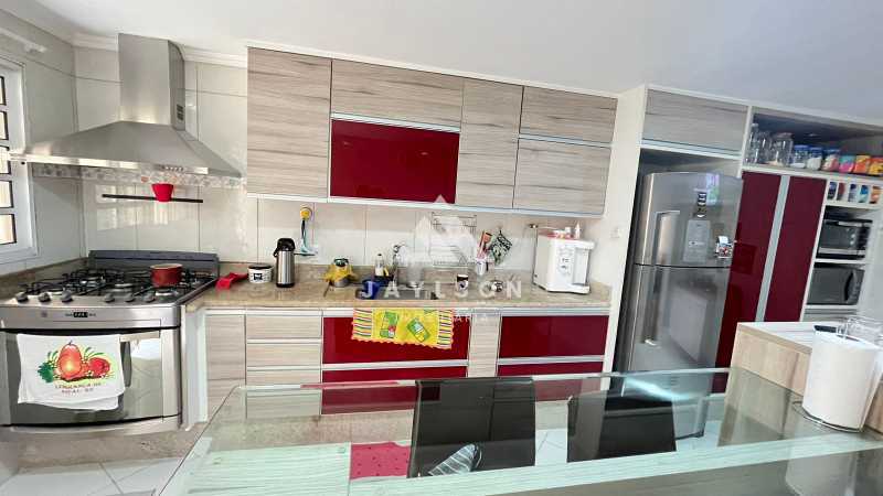 Apartamento à venda com 3 quartos, 200m² - Foto 23