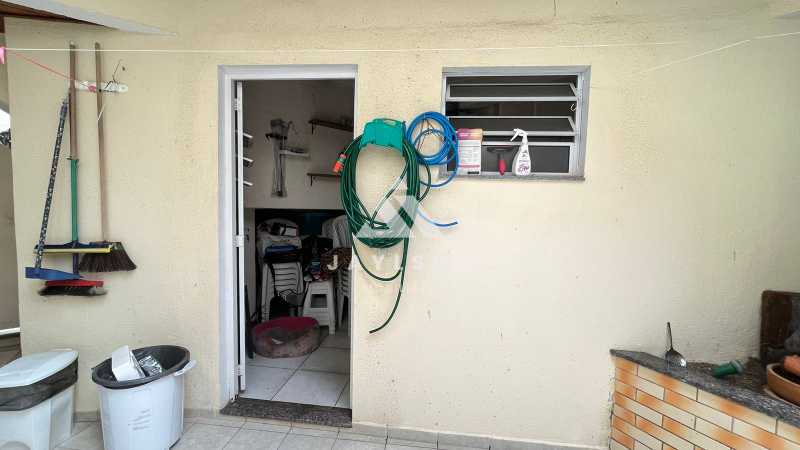 Apartamento à venda com 3 quartos, 200m² - Foto 29