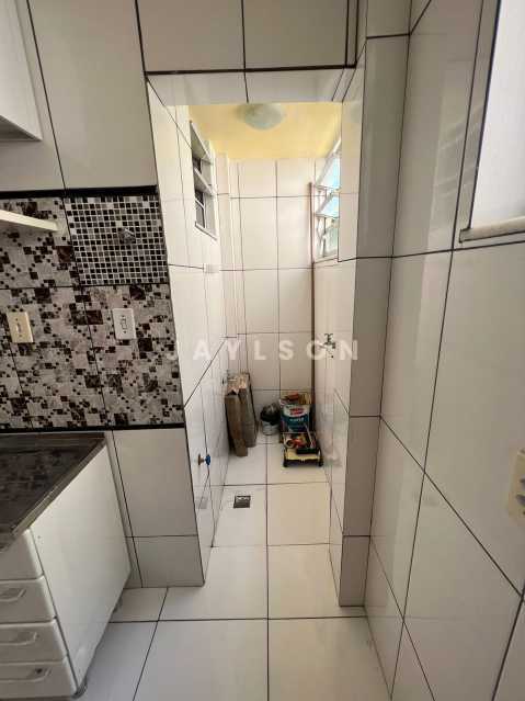 Apartamento à venda com 2 quartos, 45m² - Foto 12