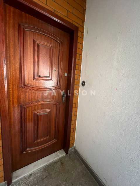 Apartamento à venda com 2 quartos, 45m² - Foto 14