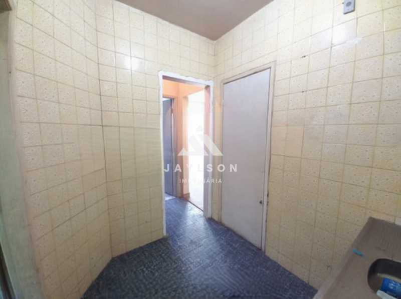 Apartamento à venda com 1 quarto, 48m² - Foto 2