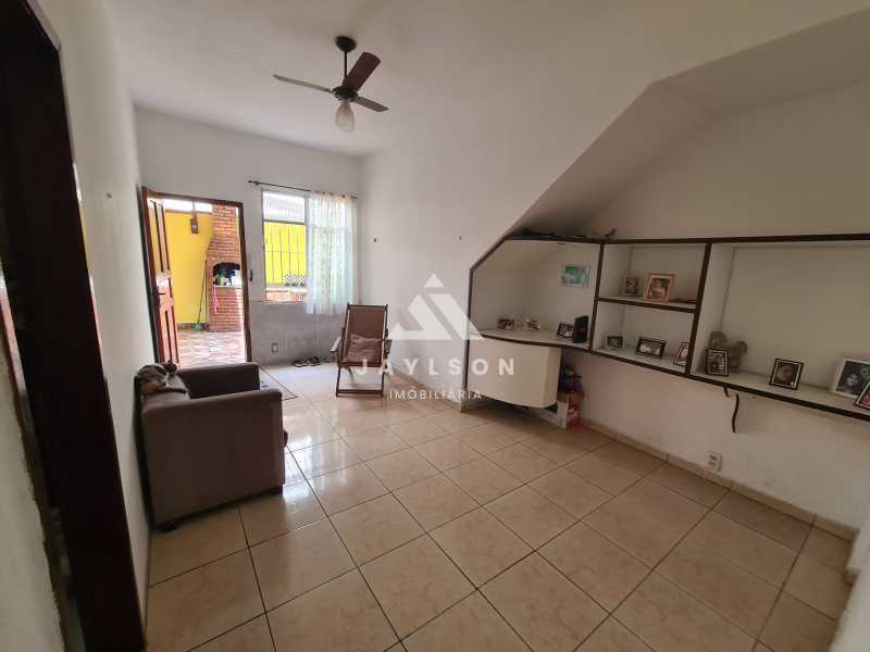 Apartamento à venda com 2 quartos, 80m² - Foto 3