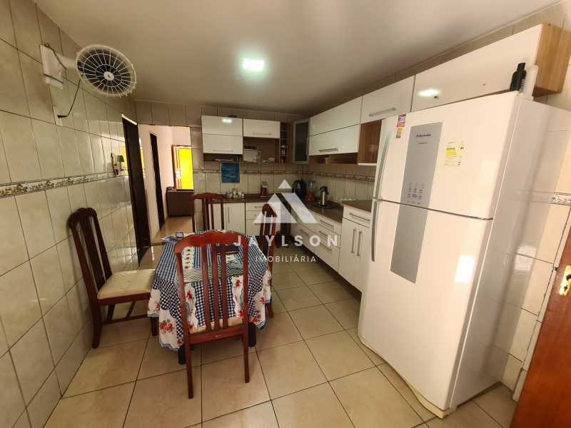 Apartamento à venda com 2 quartos, 80m² - Foto 26