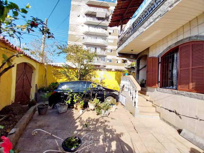 Casa à venda com 5 quartos, 245m² - Foto 18