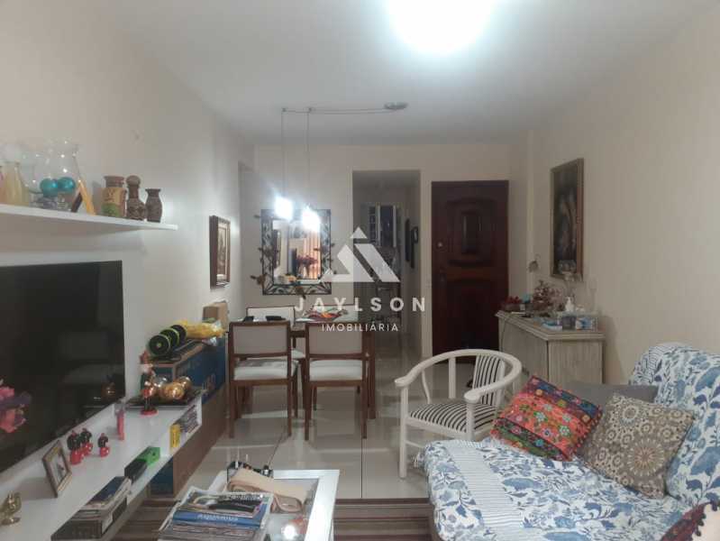 Apartamento à venda com 2 quartos, 86m² - Foto 4