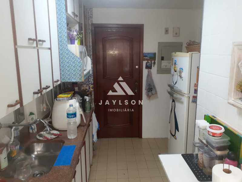 Apartamento à venda com 2 quartos, 86m² - Foto 25