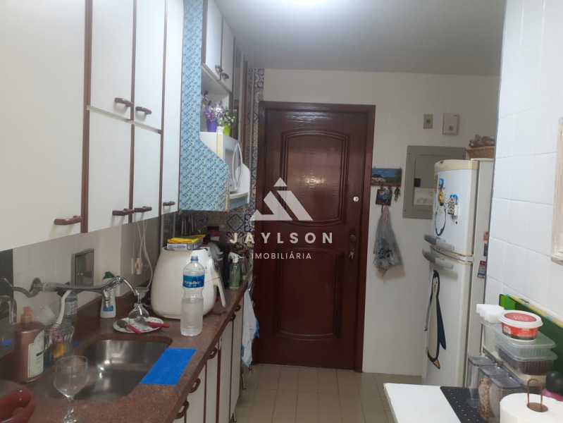 Apartamento à venda com 2 quartos, 86m² - Foto 30