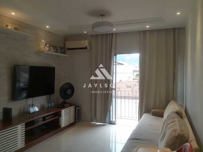 Apartamento à venda com 2 quartos, 74m² - Foto 30