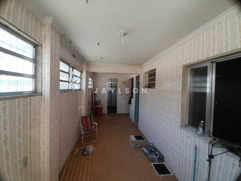 Apartamento à venda com 3 quartos, 118m² - Foto 15