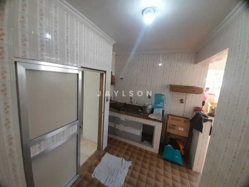 Apartamento à venda com 3 quartos, 118m² - Foto 13