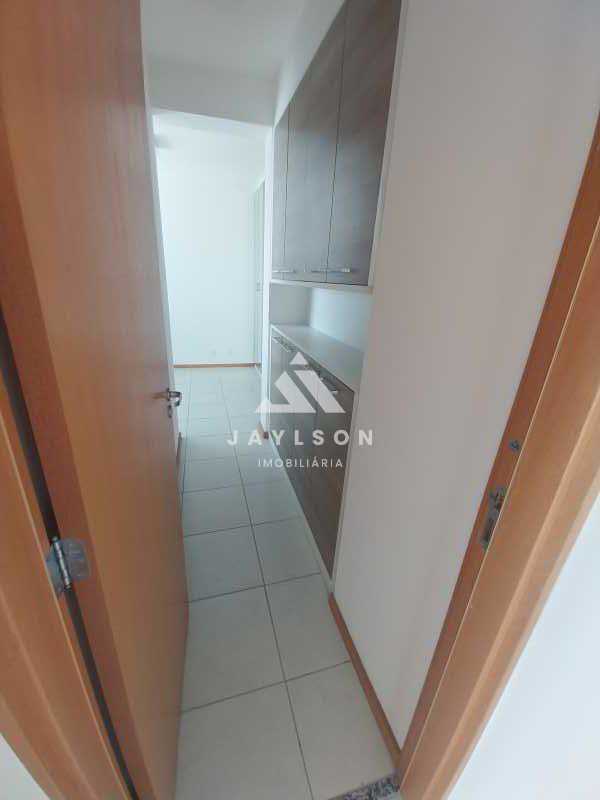 Apartamento à venda com 2 quartos, 62m² - Foto 12