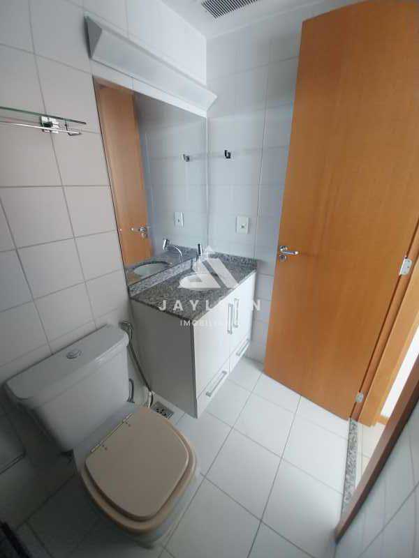 Apartamento à venda com 2 quartos, 62m² - Foto 18