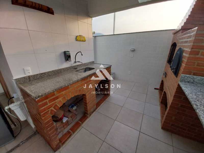 Apartamento à venda com 2 quartos, 62m² - Foto 27