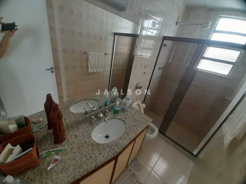 Apartamento à venda com 2 quartos, 75m² - Foto 18