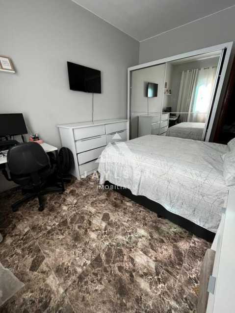 Apartamento à venda com 2 quartos, 70m² - Foto 14