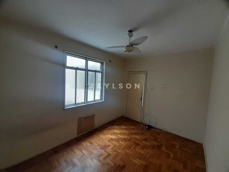 Apartamento à venda com 2 quartos, 82m² - Foto 7