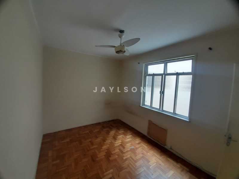 Apartamento à venda com 2 quartos, 82m² - Foto 12