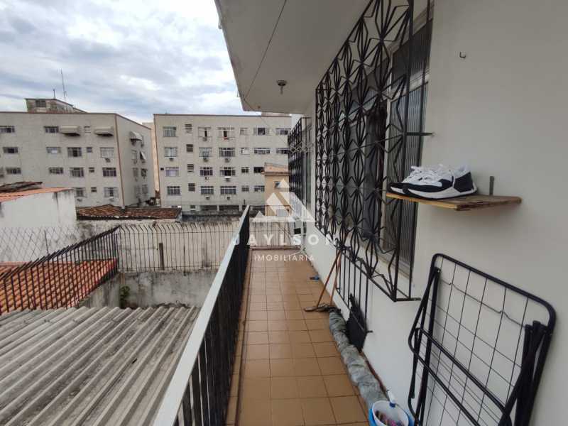 Apartamento à venda com 2 quartos, 78m² - Foto 11