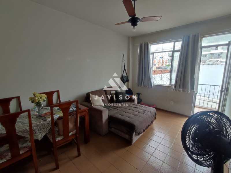 Apartamento à venda com 2 quartos, 78m² - Foto 2