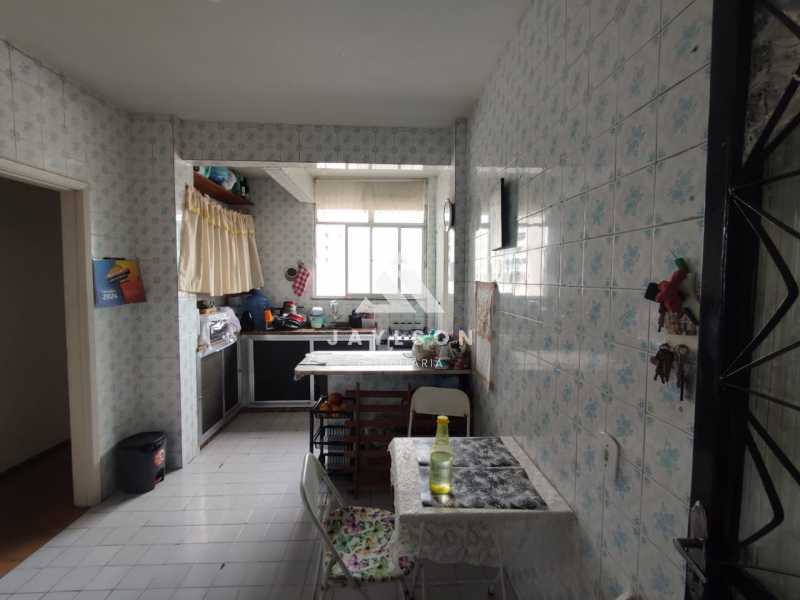 Apartamento à venda com 2 quartos, 78m² - Foto 16