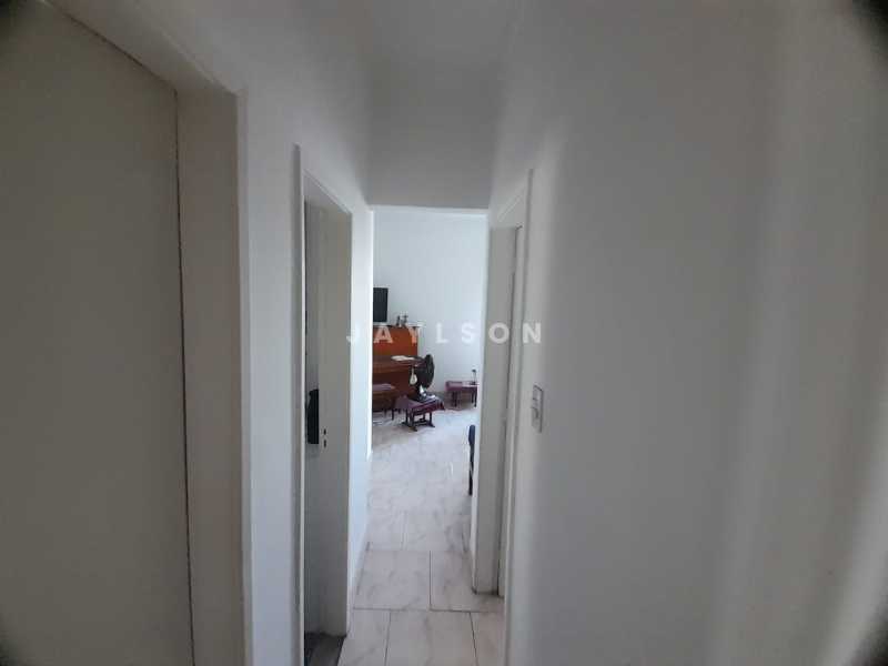 Apartamento à venda com 2 quartos, 60m² - Foto 16