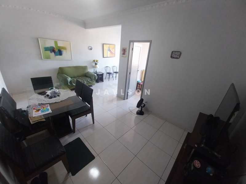 Apartamento à venda com 2 quartos, 80m² - Foto 4