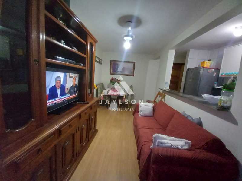 Apartamento à venda com 2 quartos, 49m² - Foto 2