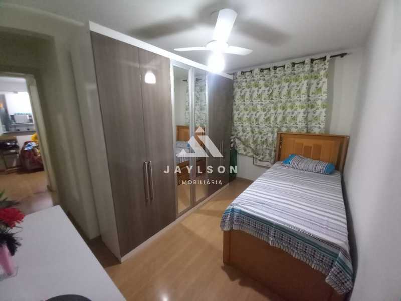 Apartamento à venda com 2 quartos, 49m² - Foto 12