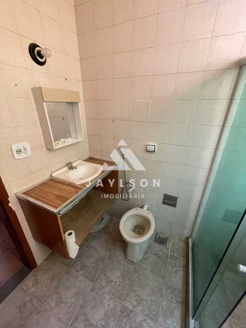 Apartamento à venda com 3 quartos, 291m² - Foto 12