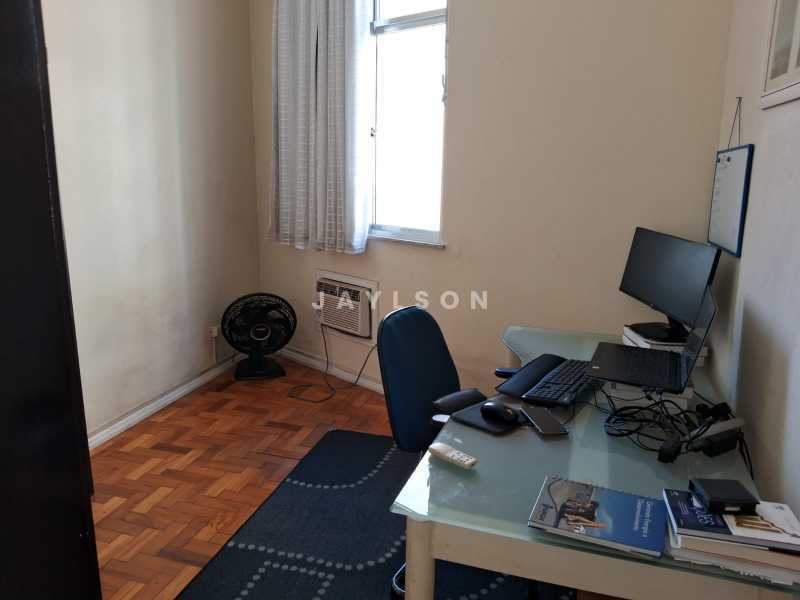 Apartamento à venda com 2 quartos, 75m² - Foto 12