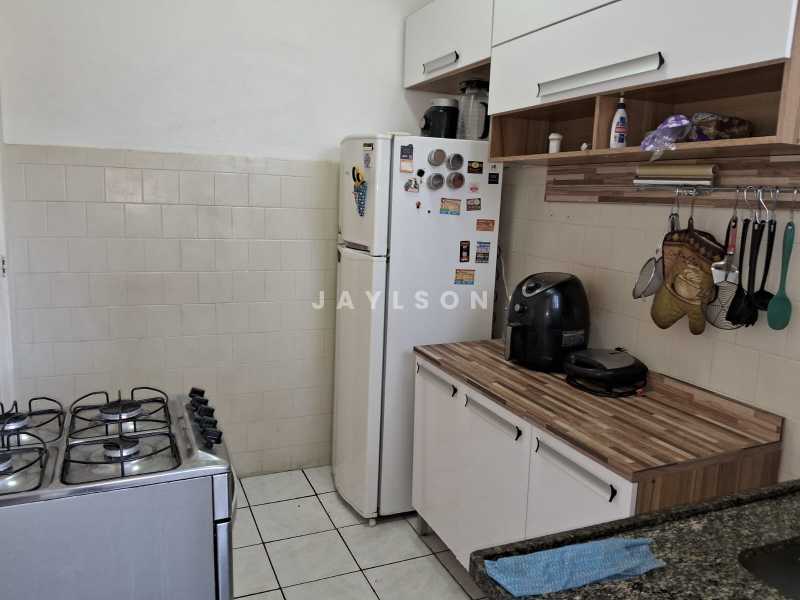 Apartamento à venda com 2 quartos, 75m² - Foto 15